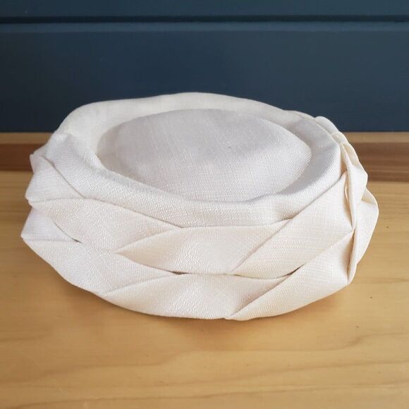 60s Cream Round Cap‎ - Picture 1 of 6
